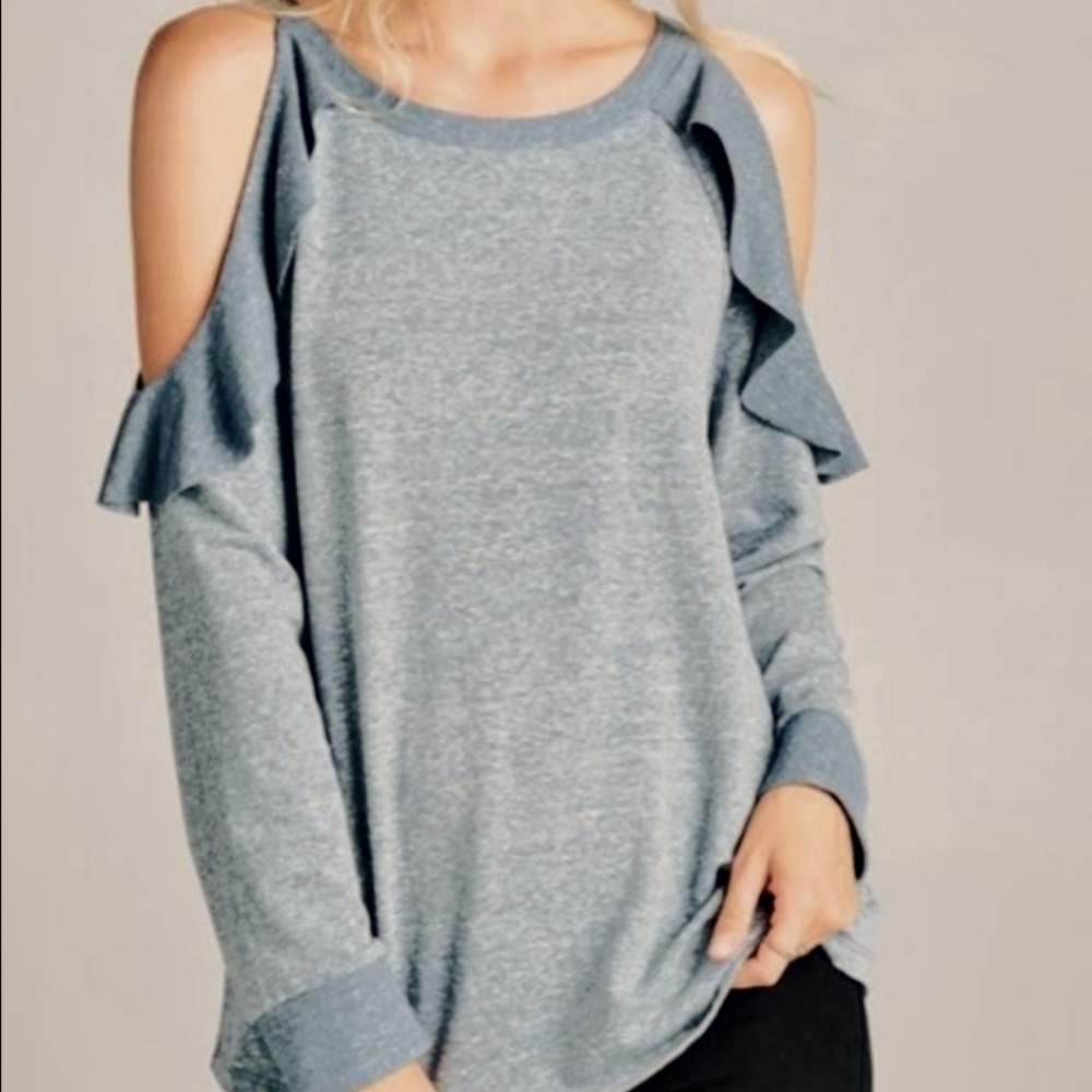 NWT Cold Shoulder Long Sleeve